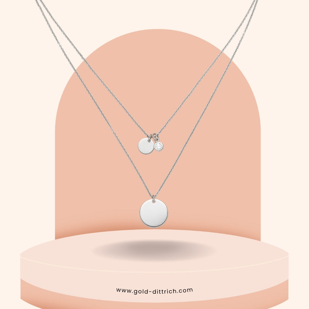 Zweireihiges Collier aus 925 Silber mit Zirkonia – feine Rundankerkette mit glänzenden Plättchenanhängern, rhodiniert