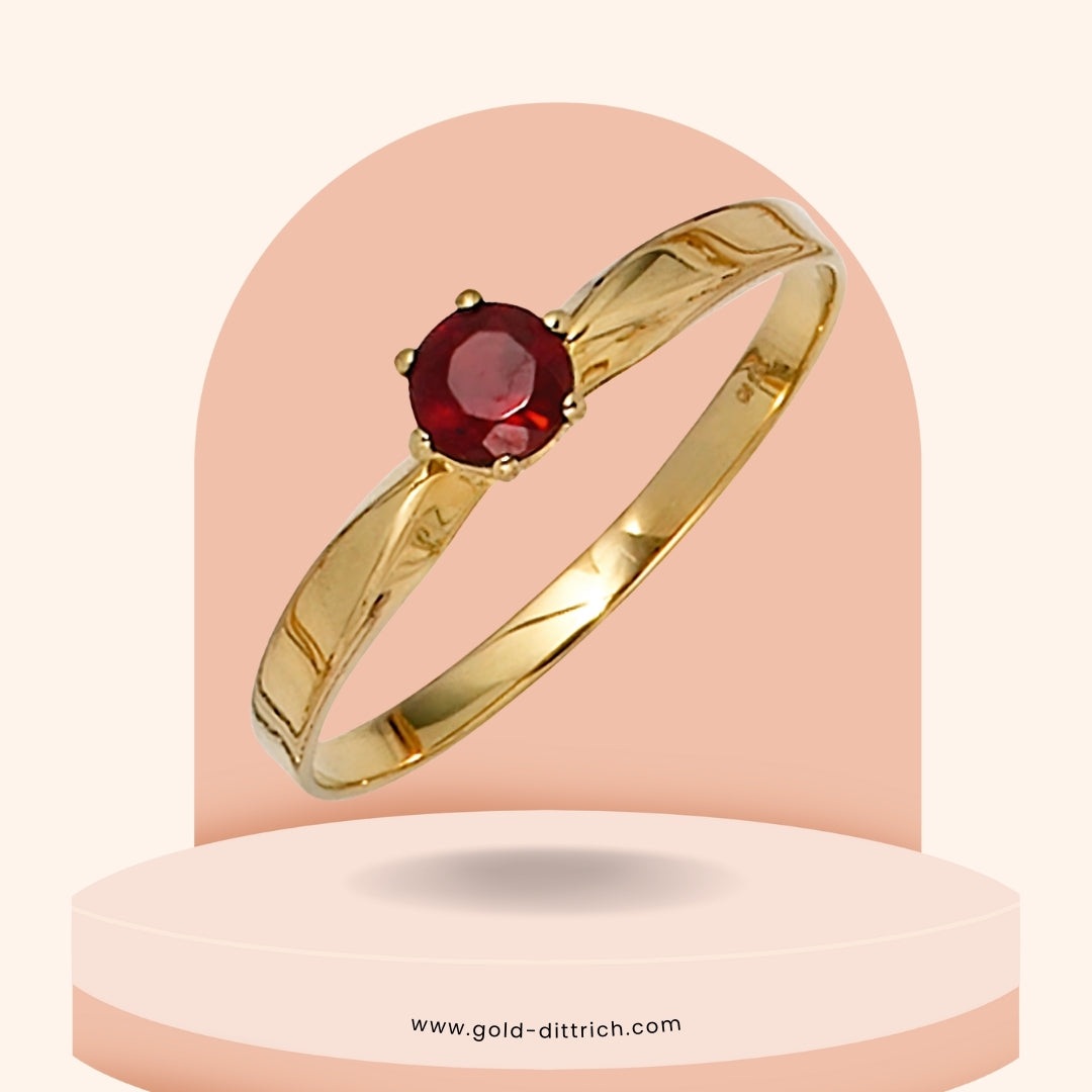 Damenring mit Granat - 585 Gold