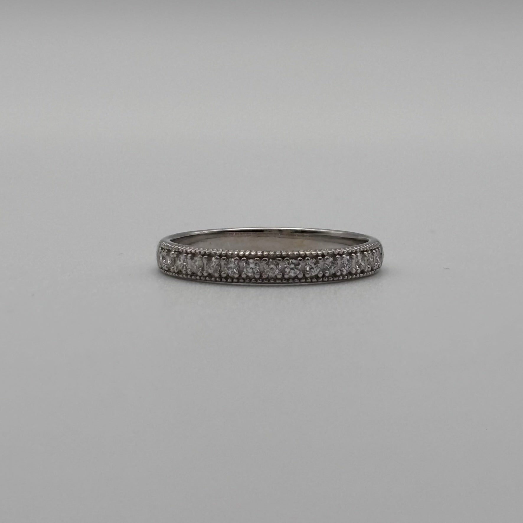 Damenring 585 Weißgold mit Diamanten 0,2 ct, Gr. 56 – von Christ (gebraucht)