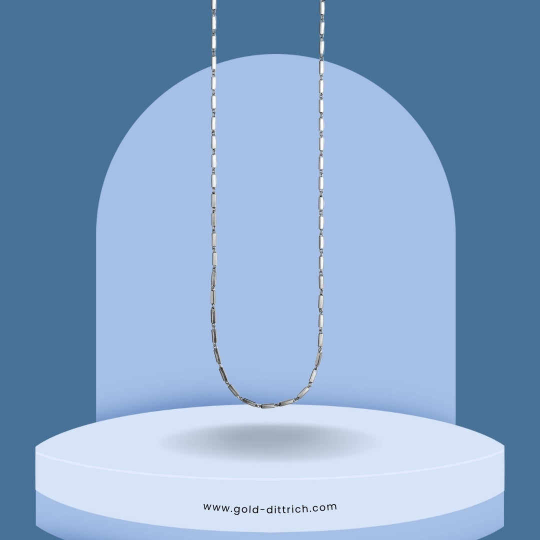 Gliederkette aus 925 Sterlingsilber in voller Länge – rhodiniert, glänzend und mit feiner Gliederstruktur, präsentiert vor stilvollem Hintergrund