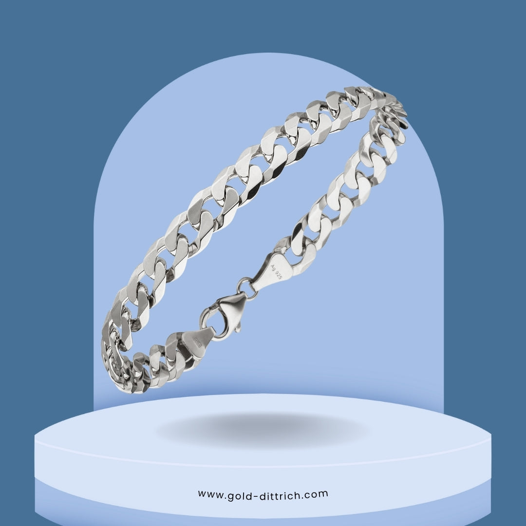 925er Silberarmband mit Karabinerverschluss in seitlicher Perspektive – hochwertig verarbeitetes Panzerarmband von Gold Dittrich